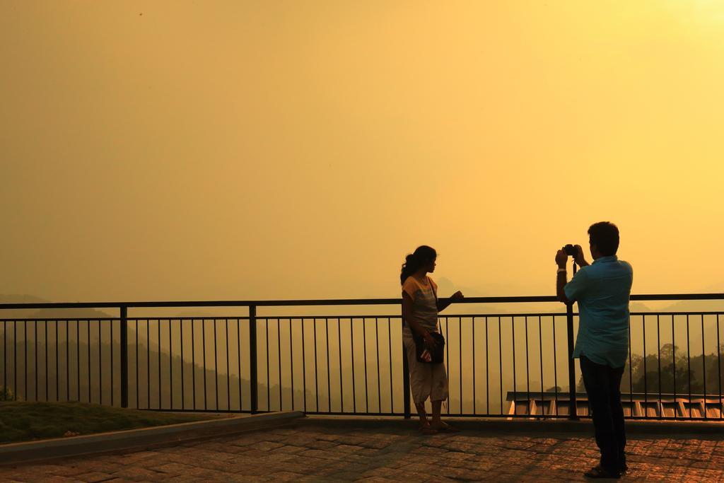 Munnar Tea Hills Resort - Mthr 외부 사진