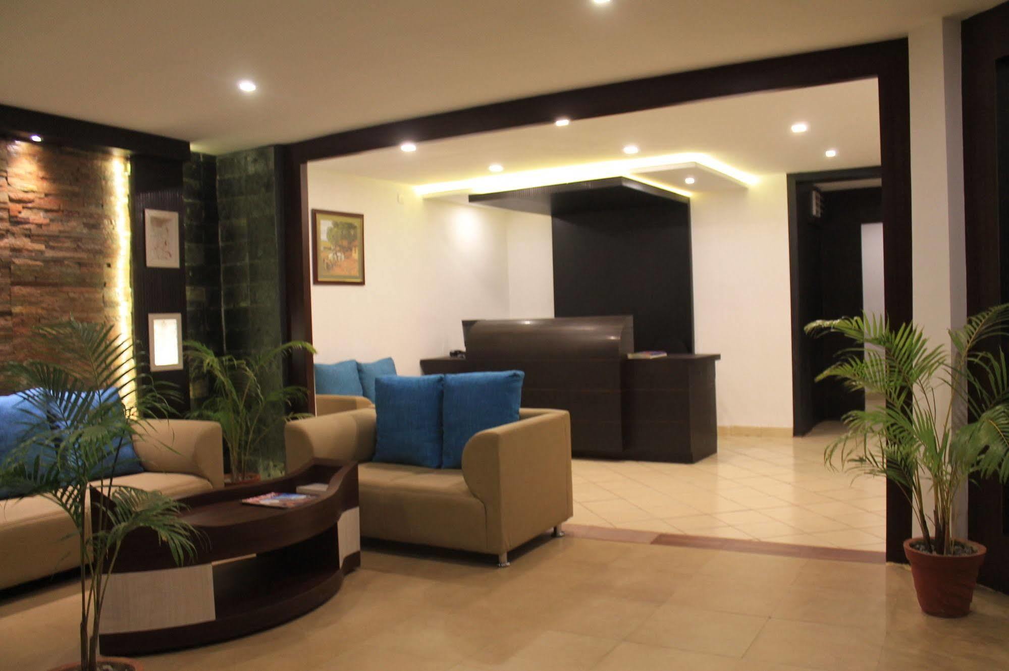 Munnar Tea Hills Resort - Mthr 외부 사진