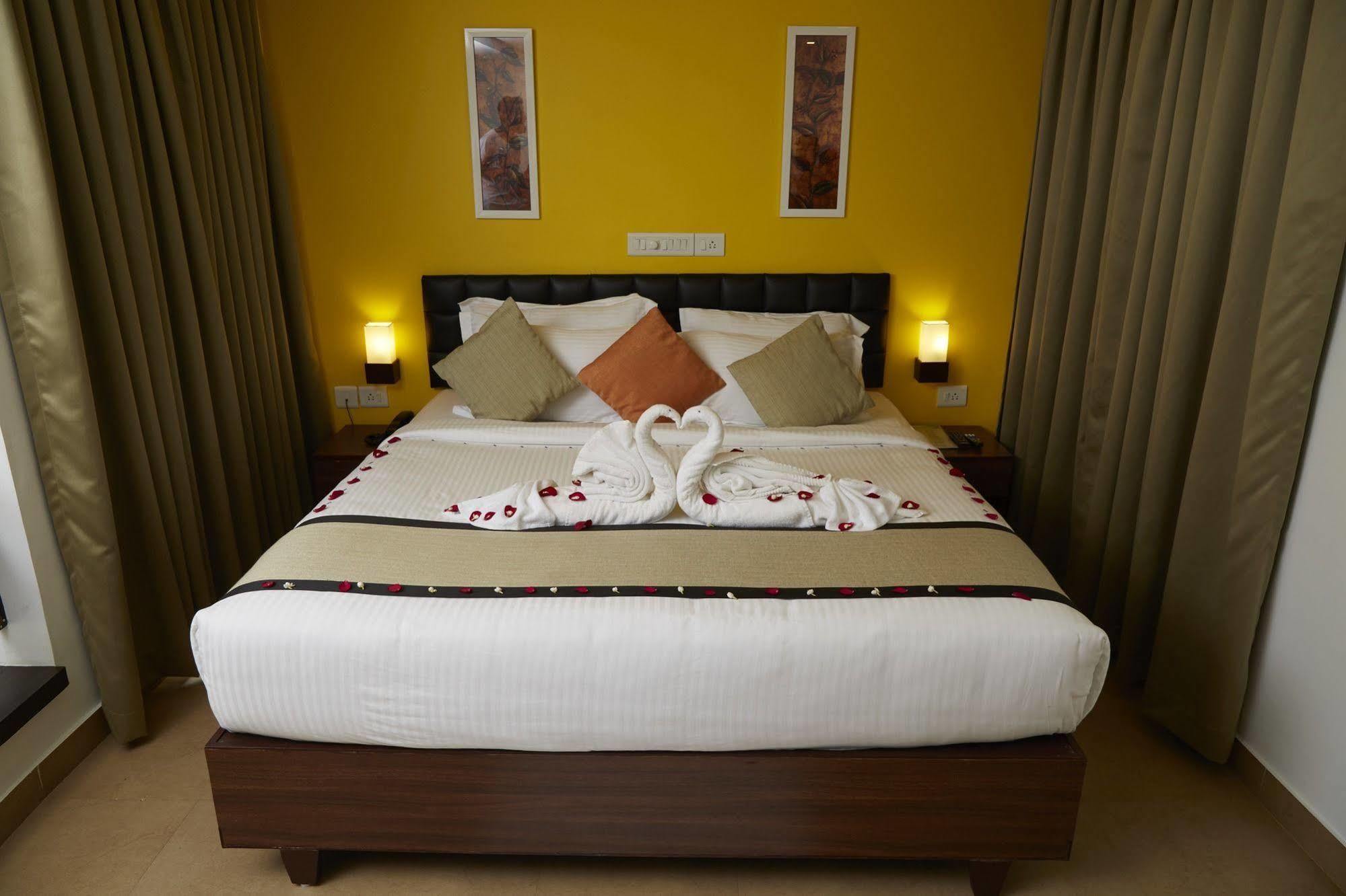 Munnar Tea Hills Resort - Mthr 외부 사진
