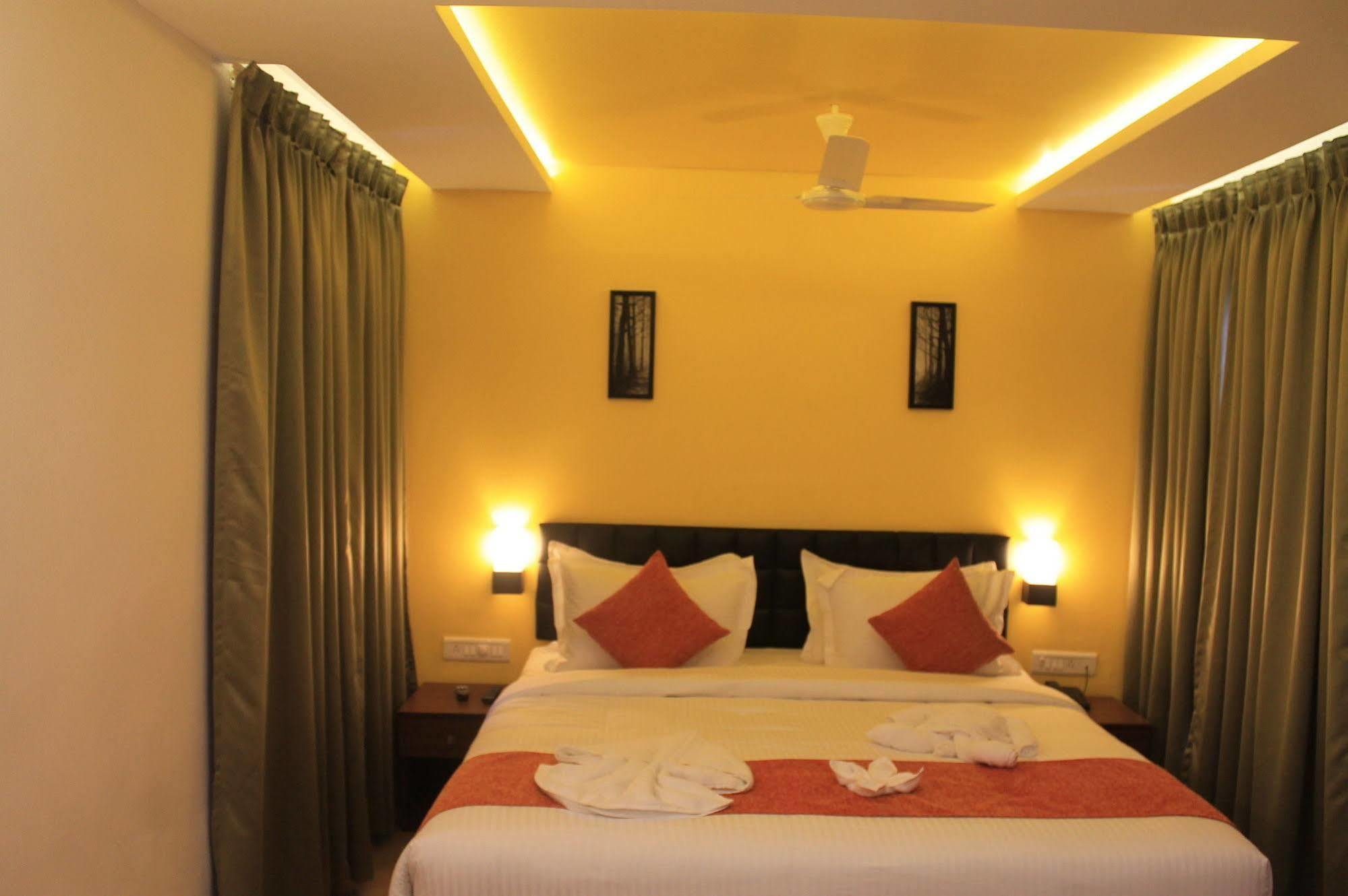 Munnar Tea Hills Resort - Mthr 외부 사진
